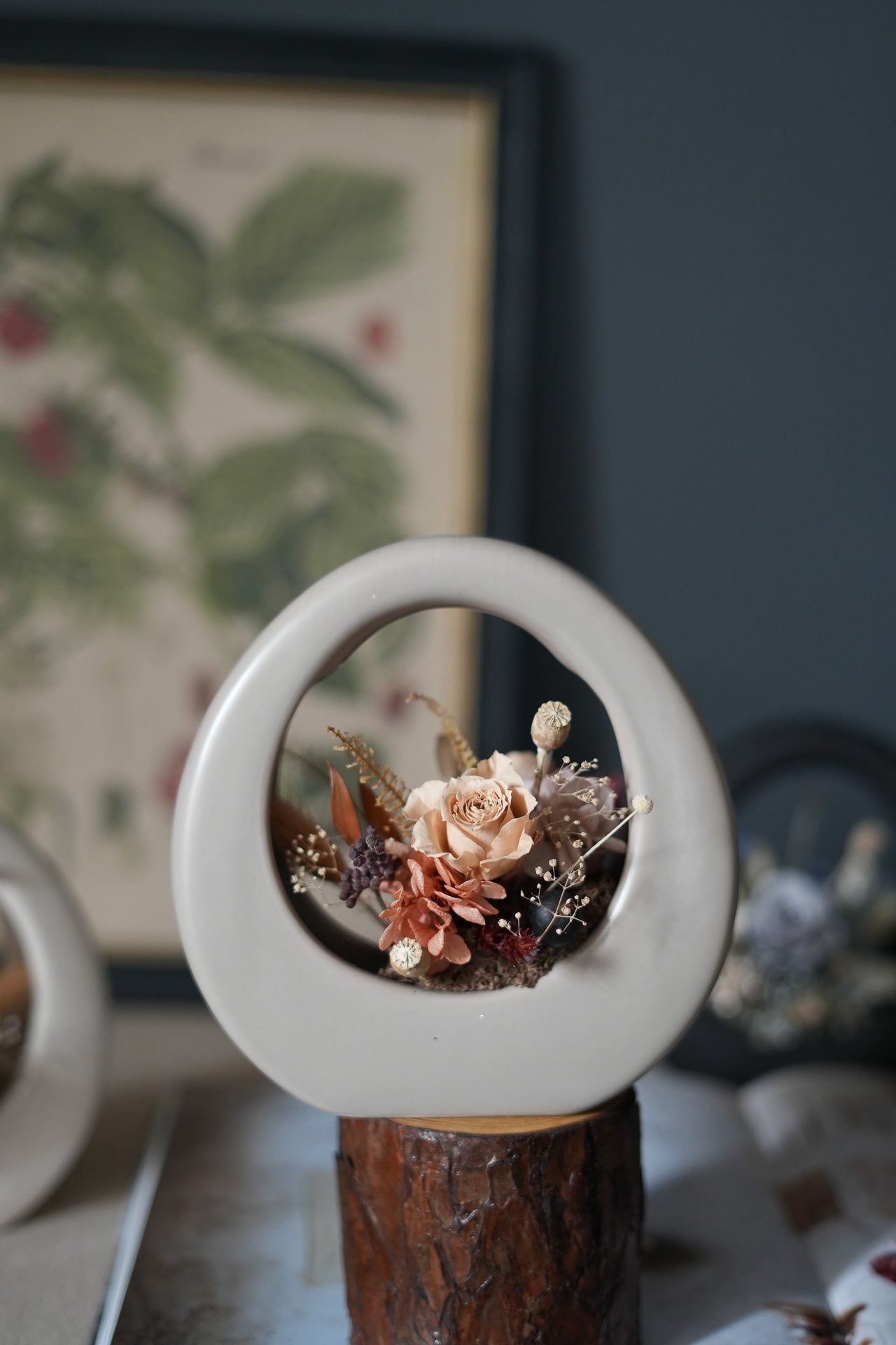 Moon Arrangement (Everblooom)